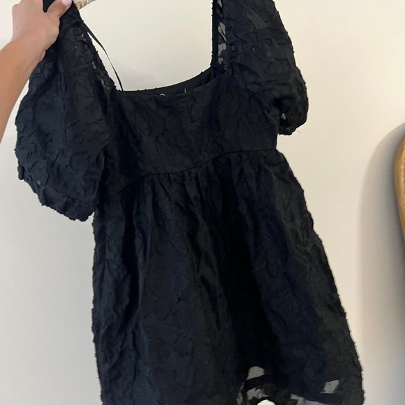 puff sleeve dress - Picture 4 of 4